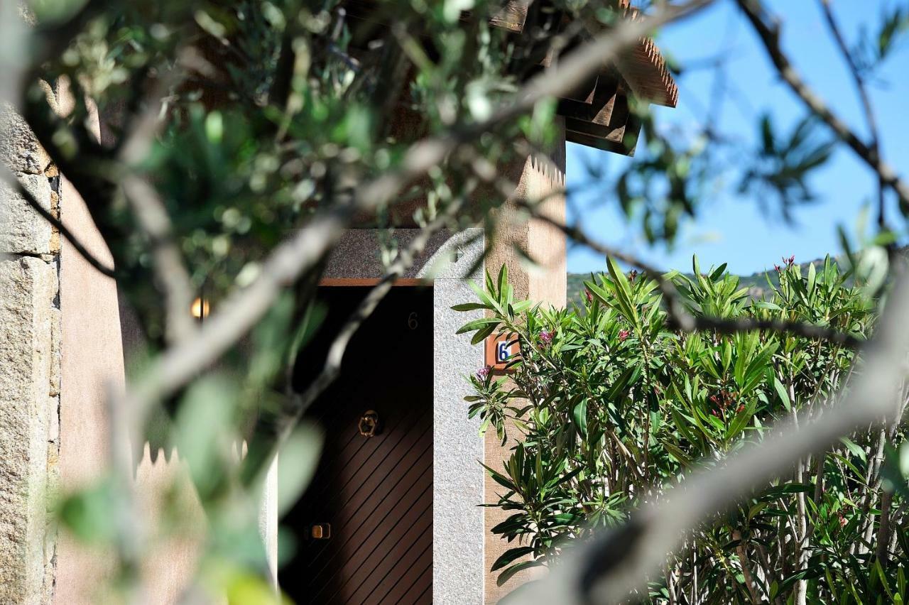 Residence L'Ea Di Lavru - Appartamenti Mono-Bilo-Trilocali Porto San Paolo  Exterior photo