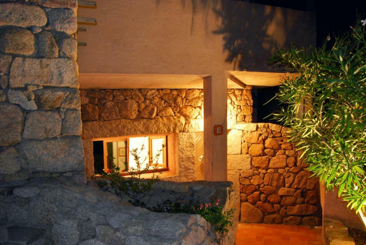 Residence L'Ea Di Lavru - Appartamenti Mono-Bilo-Trilocali Porto San Paolo  Exterior photo