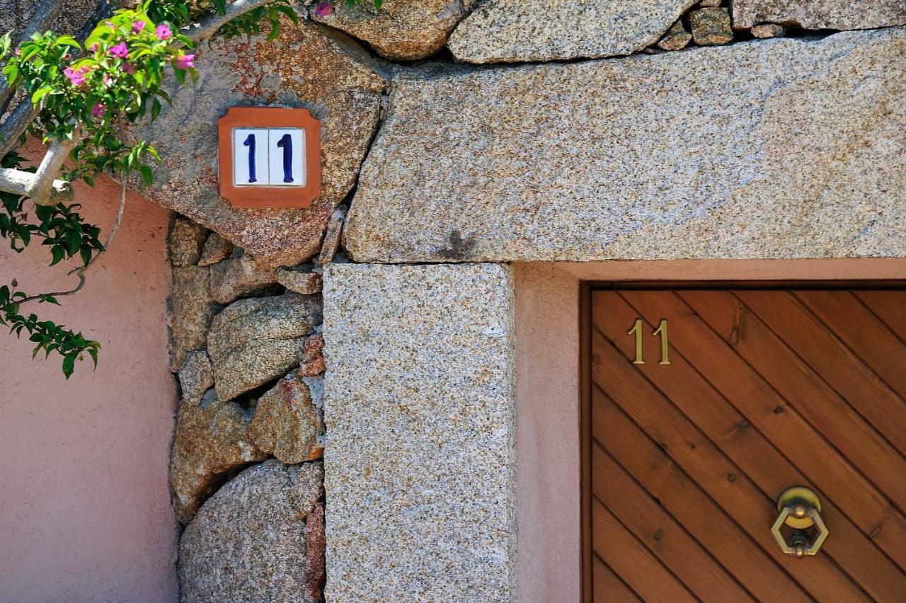 Residence L'Ea Di Lavru - Appartamenti Mono-Bilo-Trilocali Porto San Paolo  Exterior photo